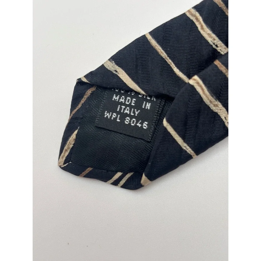 Alfani Uomo Mens Silk Necktie Black Tan Cream Horizontal Striped Made in Italy